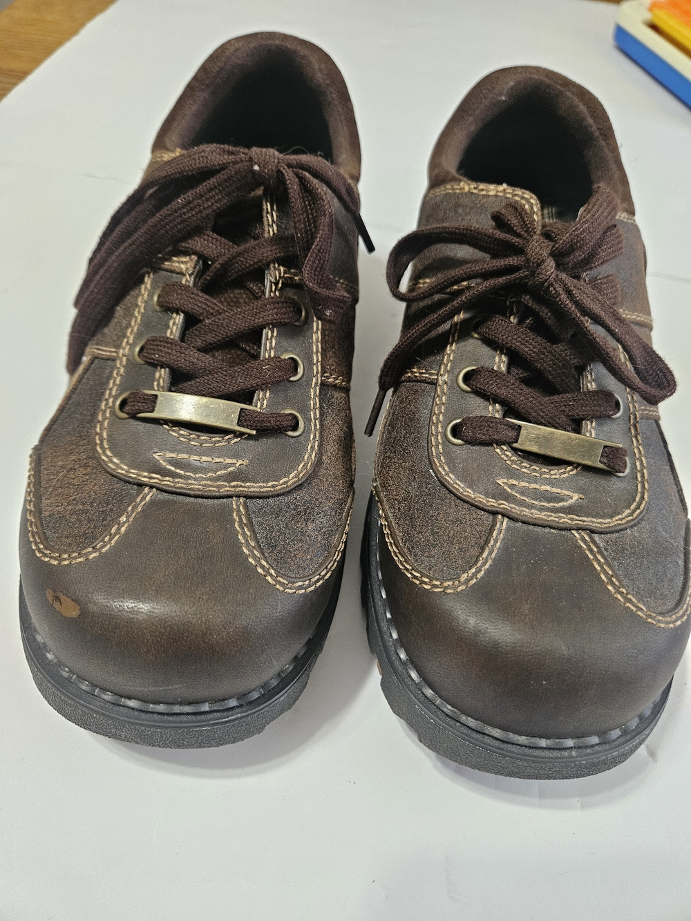 Womens Hot Cakes Y2K Oxford Sneakers Size 8W Excellent Condition Brown
